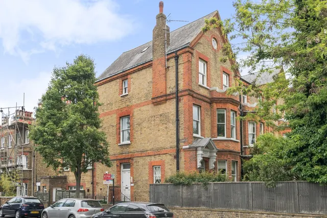 Photo 3 — Kennington Park Place, Kennington, London, SE11
