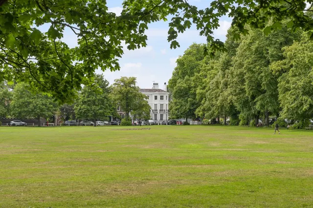 Photo 2 — The Green, Richmond, Surrey, TW9 1PB