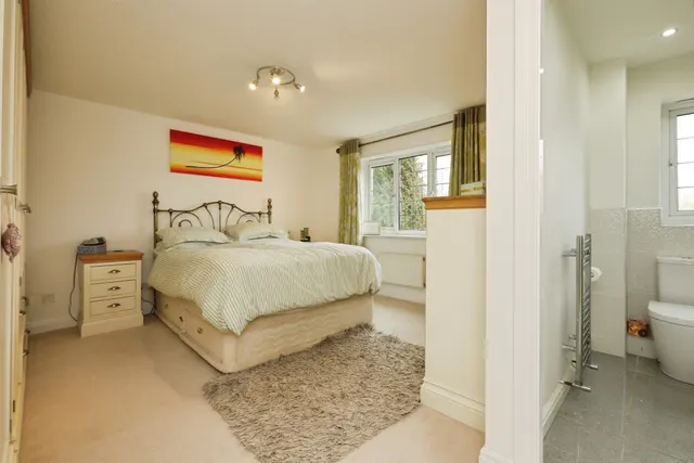 Photo 2 — Sandbeck Court, Bawtry, Doncaster