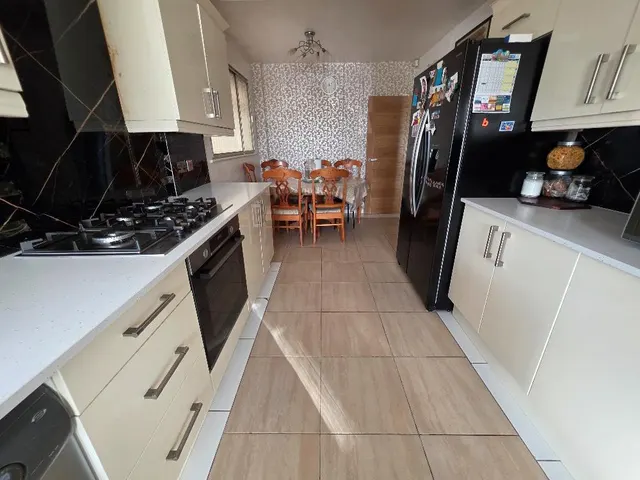 Ashdale Drive, Heald Green, photo 3