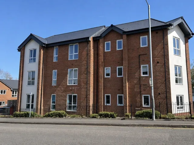 Evesham Street, Redditch, B97, photo 1