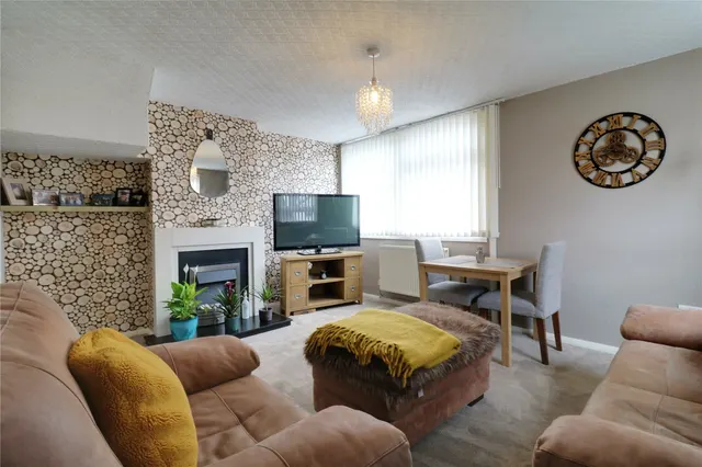 Cross Hill View, Barrow-Upon-Humber, DN19, photo 2