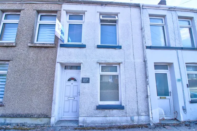 King Street, Ebbw Vale, NP23, photo 1