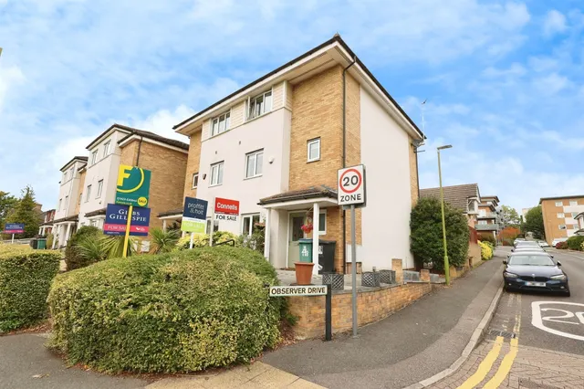 Rickmansworth Road, Watford, photo 1