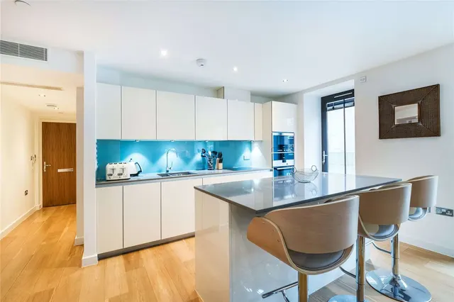 Photo 3 — Altayyar House, 102 Marsham Street, Westminster, London, SW1P 4EL