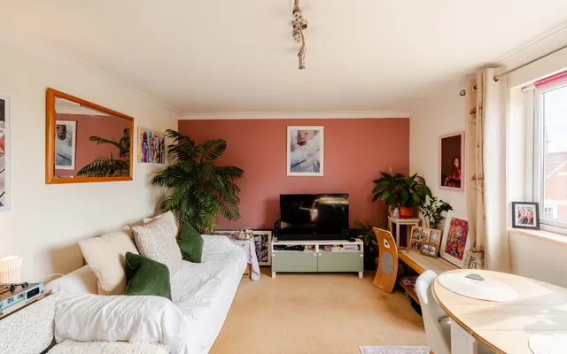 Merrywood Court, Knowle, BS4, photo 1