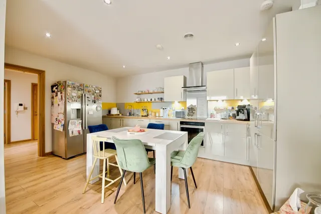 Spring Gardens, Romford, RM7, photo 1