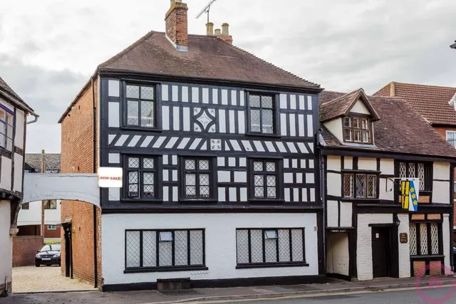 Tolsey Lane, Tewkesbury, GL20, photo 1