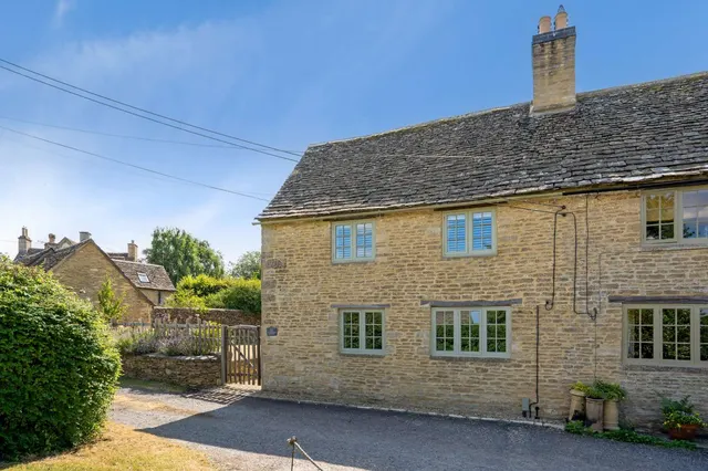Beverston, Tetbury, Gloucestershire, GL8 8TT, photo 1