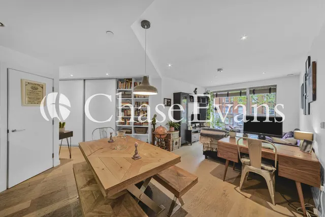 Trafalgar Place, Elephant & Castle, SE17, photo 2