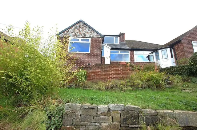 Queensway, Mossley, Greater Manchester, OL5, photo 1