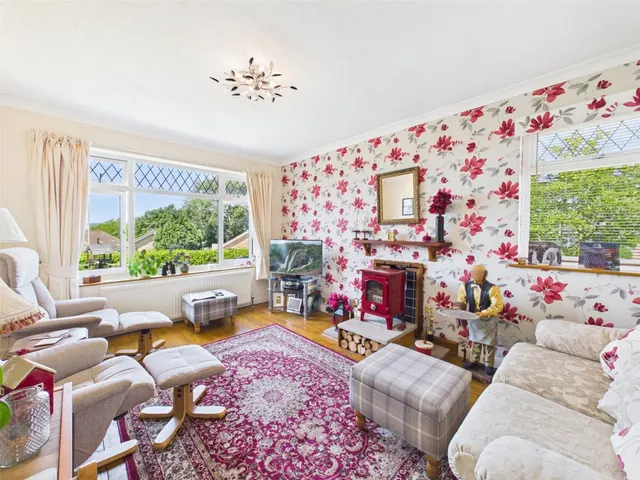 Brockley Crescent, Weston-super-Mare, BS24, photo 3
