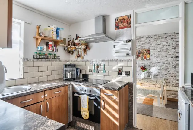 Windsor Drive, Yate, BS37, photo 2