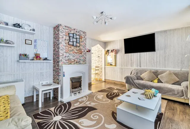 Windsor Drive, Yate, BS37, photo 1
