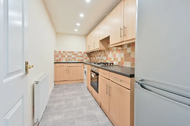 Watford, WD24, photo 3