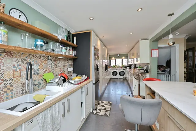 The Crofts, Norwich, NR5, photo 3