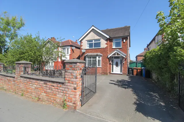 Buxton Road, Stockport, SK6, photo 1