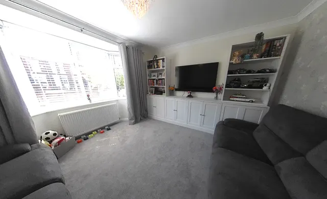 Buxton Road, Stockport, SK6, photo 3