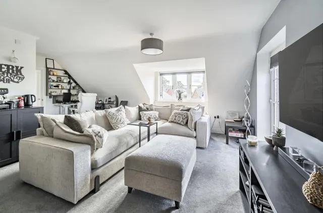 Bryan Gardens, Binfield, RG42, photo 2