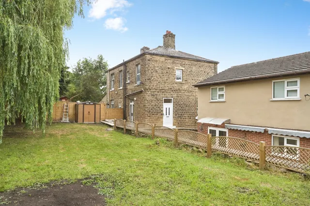 Owlet Road, Shipley, photo 1