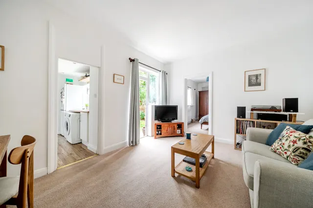 Photo 2 — Gore Road, Raynes Park, London, SW20