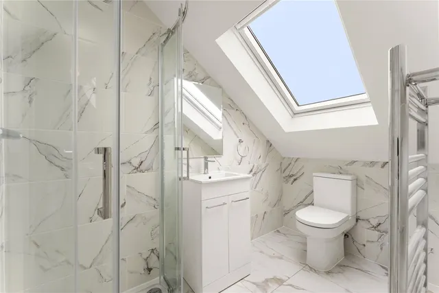 Woodside Close, Surbiton, KT5, photo 1