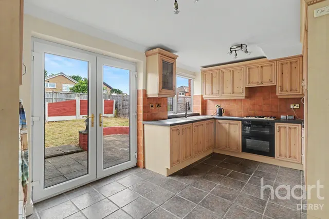 Lynwood Road, Sinfin, DE24, photo 3