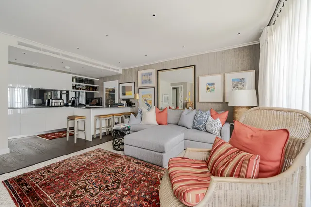 Carnwath Road, London, SW6, photo 1