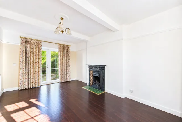 Englefield Road, Theale, RG7, photo 3