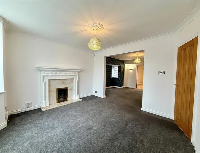 Mendip Close, Cheadle, photo 2