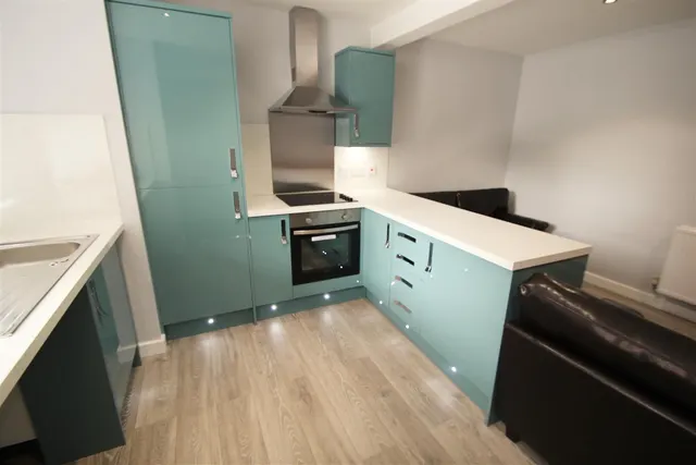 Royal Park Road, Hyde Park, LS6, photo 2