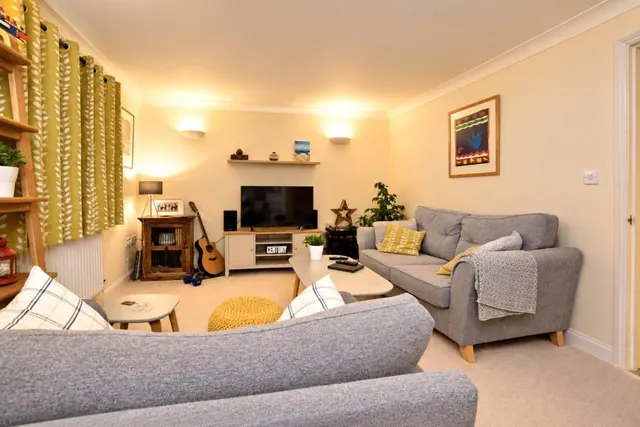 Marina Way, Abingdon, OX14, photo 3