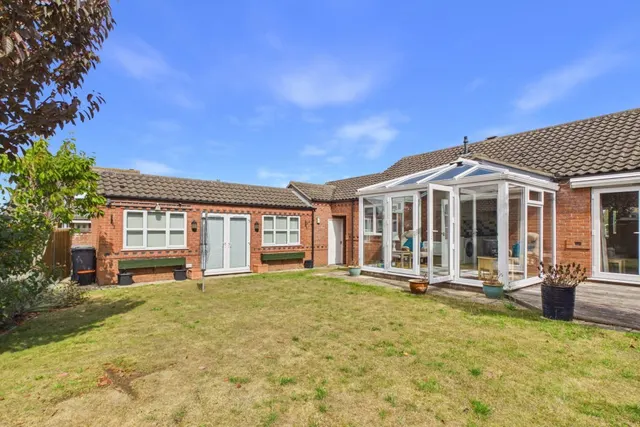 Heath Road, Navenby, LN5, photo 2