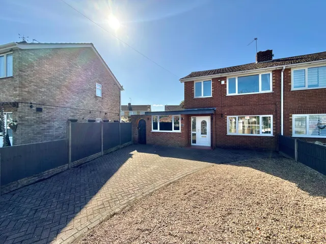 Valley Road, Lincoln, LN5, photo 1