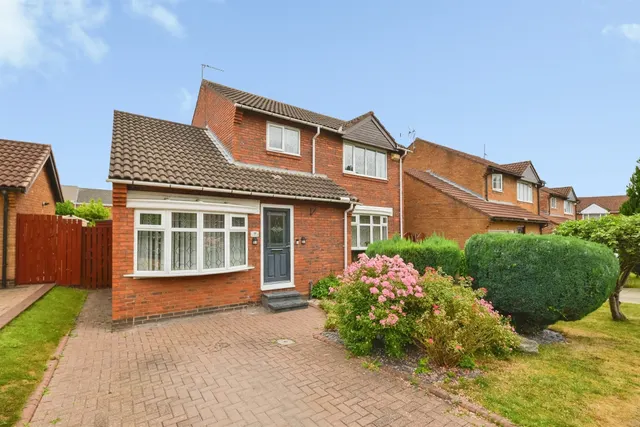 Roecliffe Grove, Stockton-On-Tees, photo 1