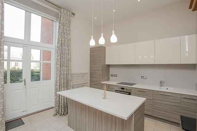 Ipsden Court, Cholsey Meadows, photo 2