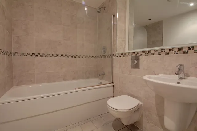 Gotts Road, Leeds, LS12, photo 2