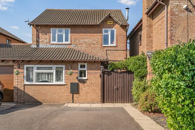 Hornbeam Road, Bicester, photo 1
