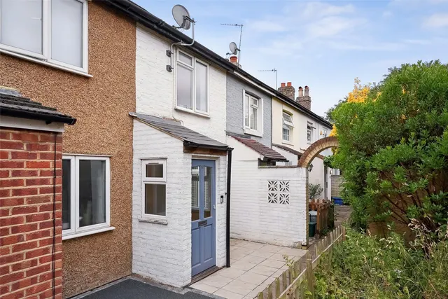 Second Cross Road, Twickenham, TW2 5RF, photo 1