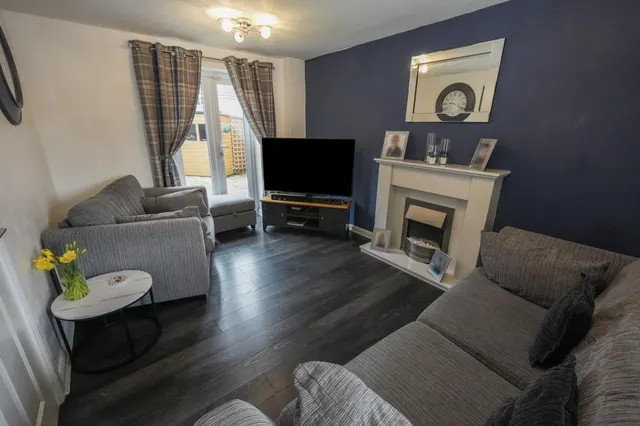 Old College Avenue, Oldbury, B68, photo 3