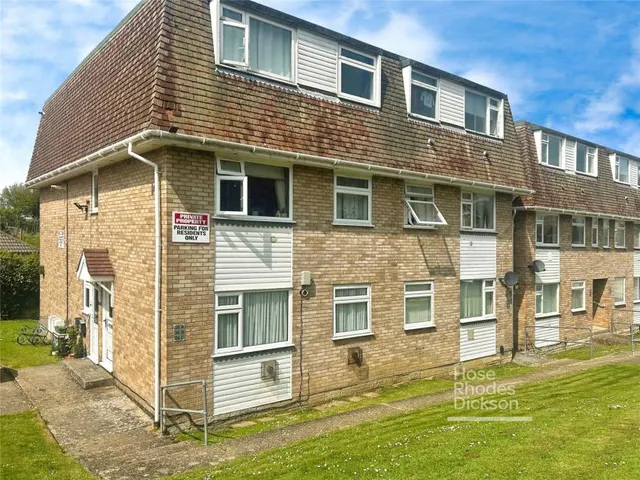 Fellows Road, Cowes, PO31, photo 1