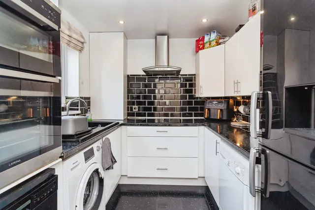 Gower Street, Telford, TF2, photo 3