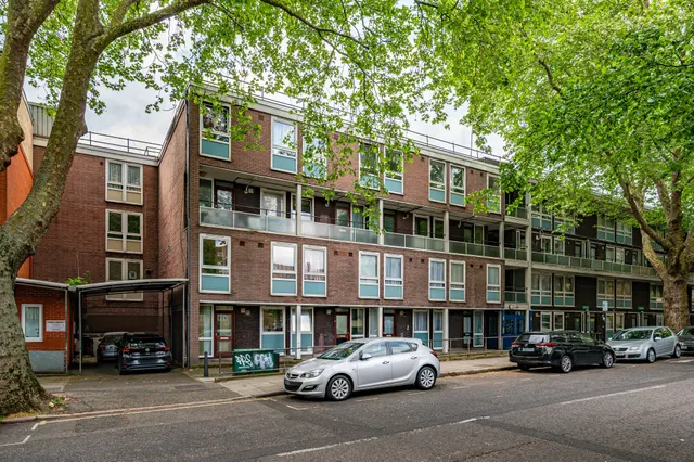 67 Robert Street, London, photo 1