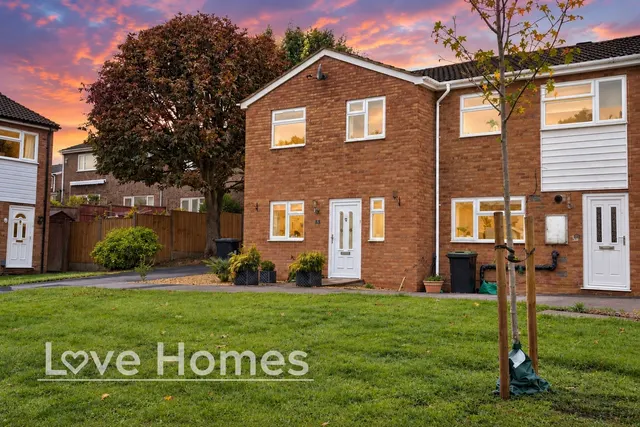 Falcon Crescent, Flitwick, photo 1
