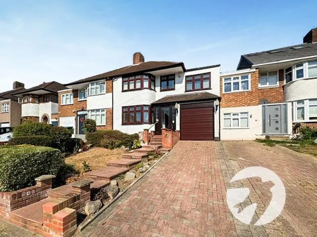 Brownspring Drive, London, SE9, photo 2