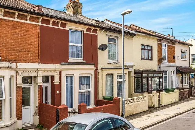 Carnarvon Road, Portsmouth, PO2, photo 2