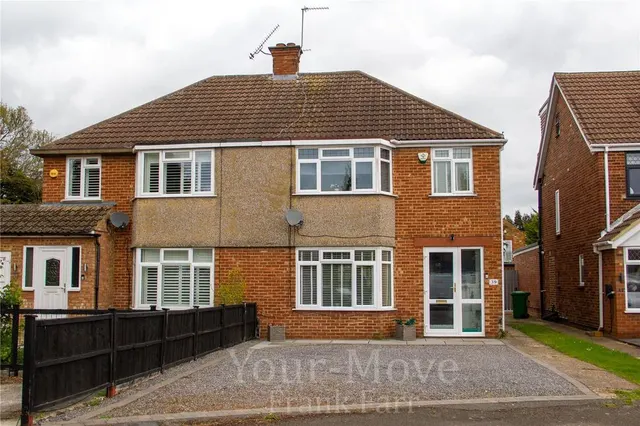 Raymond Road, Slough, Berkshire, SL3, photo 1