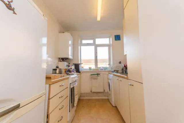 Allen Edwards Drive, SW8, photo 3