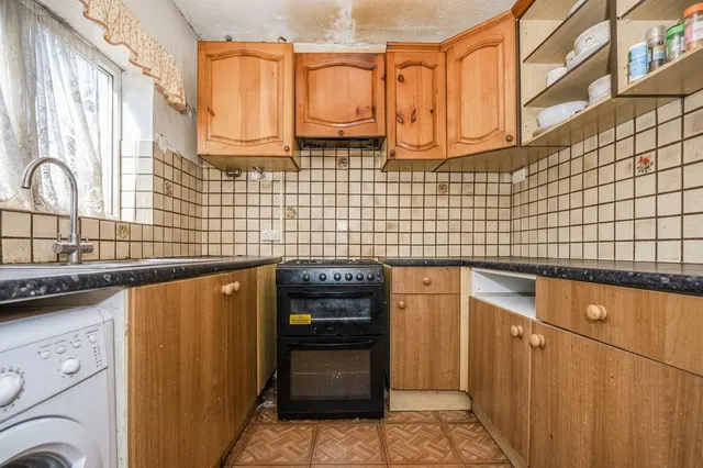 Beechfield Road, Erith, DA8, photo 3