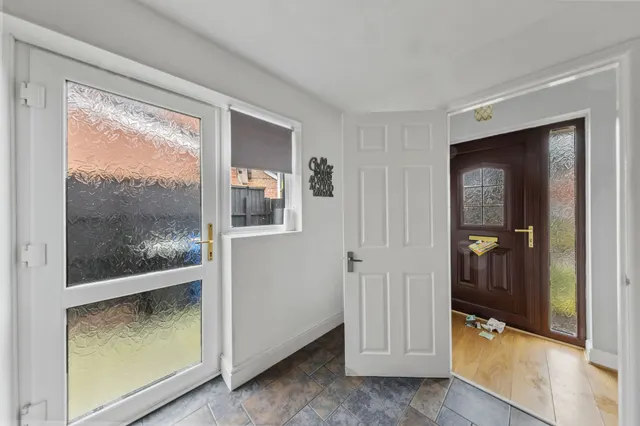 Photo 3 — Tenby Close, Callands, Warrington, Warrington, WA5 9SG